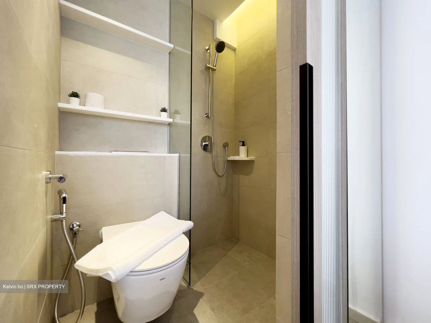 Serangoon Road (D8), Apartment #530651951